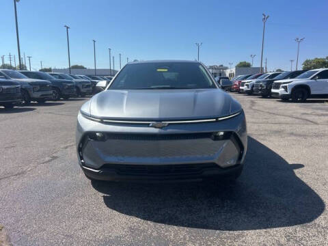 2026 Chevrolet Equinox EV LT 2