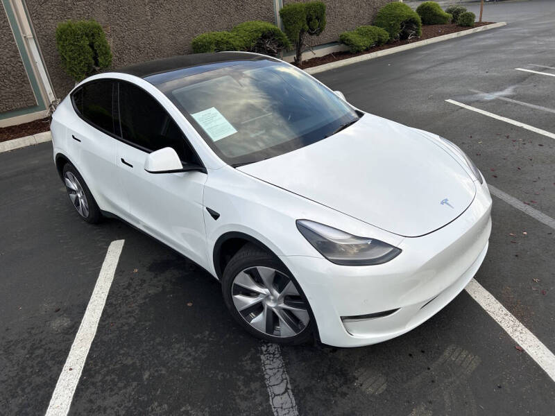 2022 Tesla Model Y Long Range