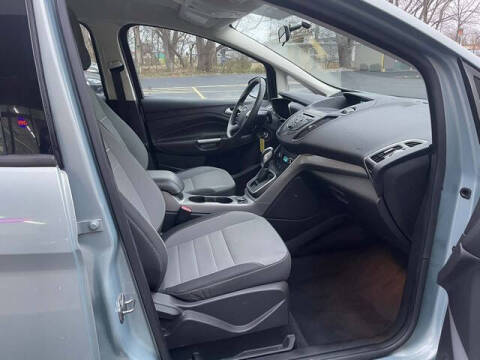 2013 Ford C-MAX Hybrid SE