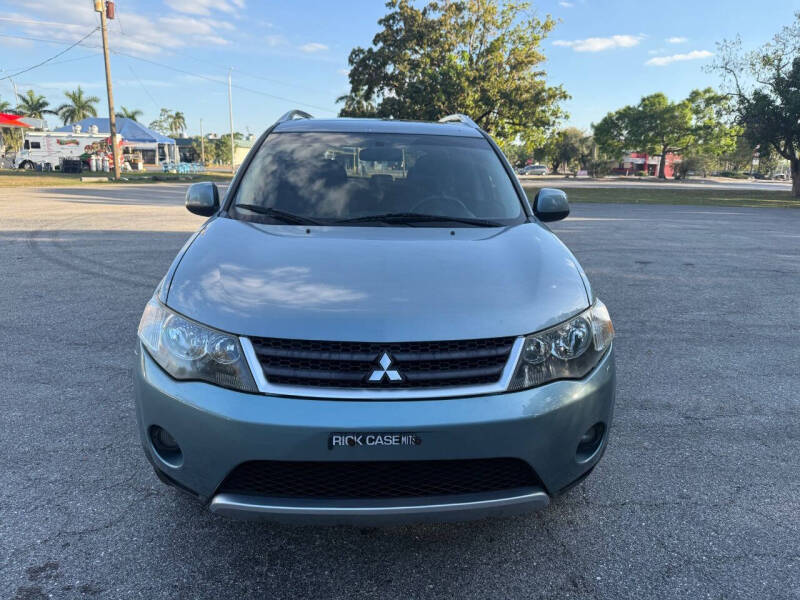 2007 Mitsubishi Outlander for sale at Hilux LLC Auto Sales in Fort Myers FL