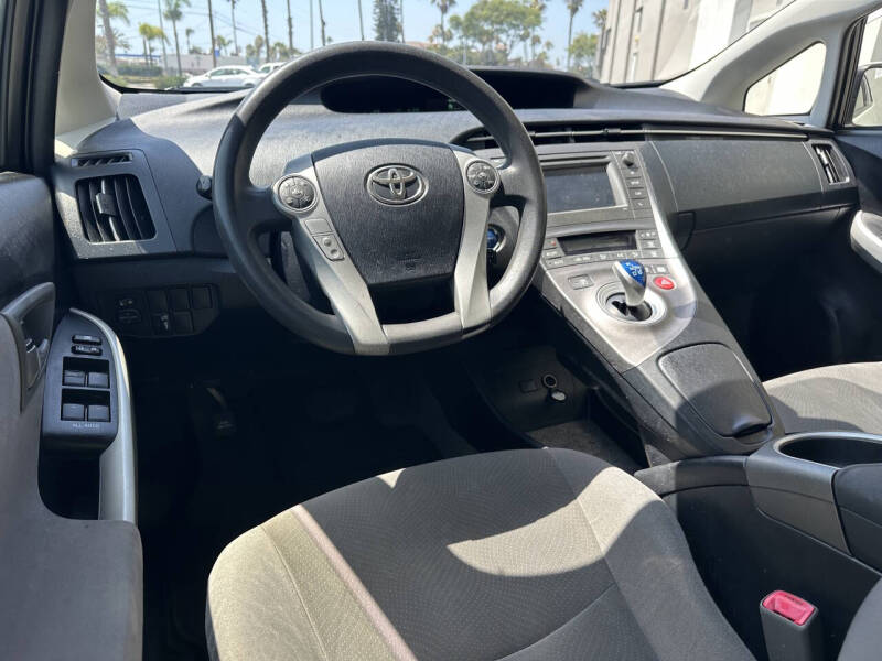 2013 Toyota Prius Two