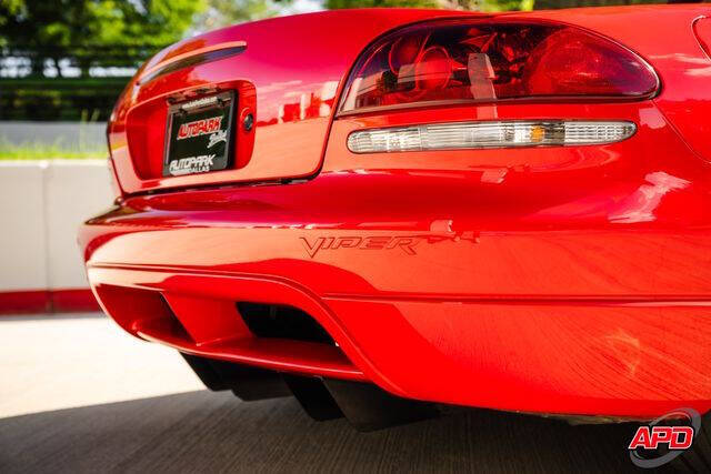 2003 Dodge Viper SRT-10