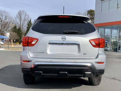 2017 Nissan Pathfinder SV