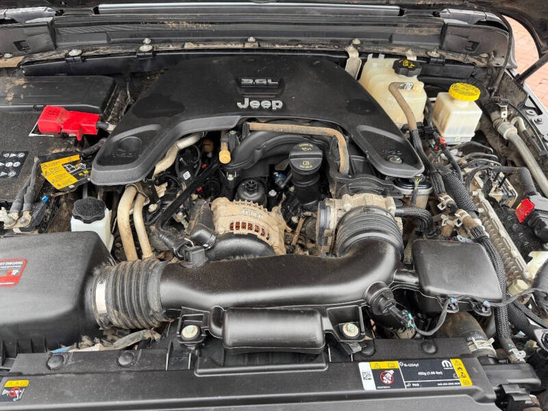 2021 Jeep Gladiator Sport S