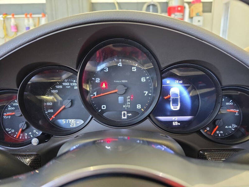 2018 Porsche 911 Carrera