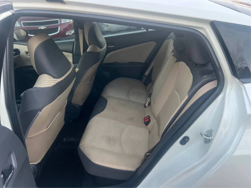 2016 Toyota Prius Two