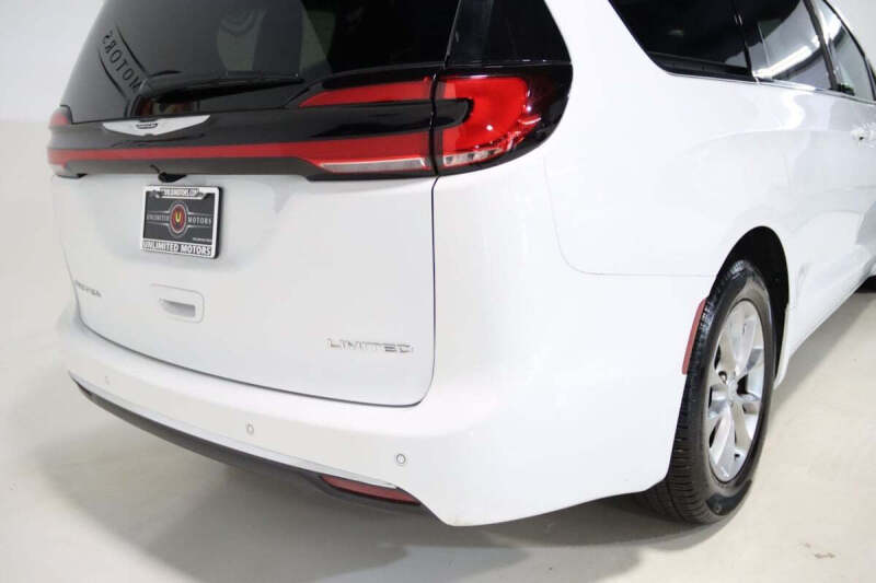 2026 Chrysler Pacifica Limited
