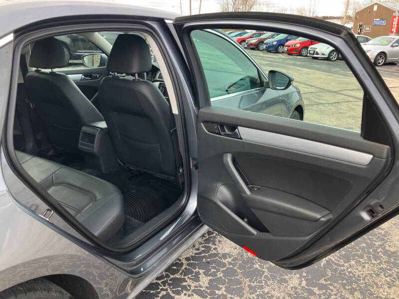 2012 Volkswagen Passat SE