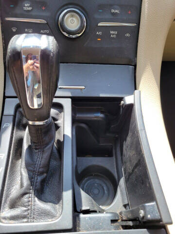 2013 Ford Taurus SEL