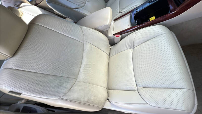 2011 Toyota Avalon
