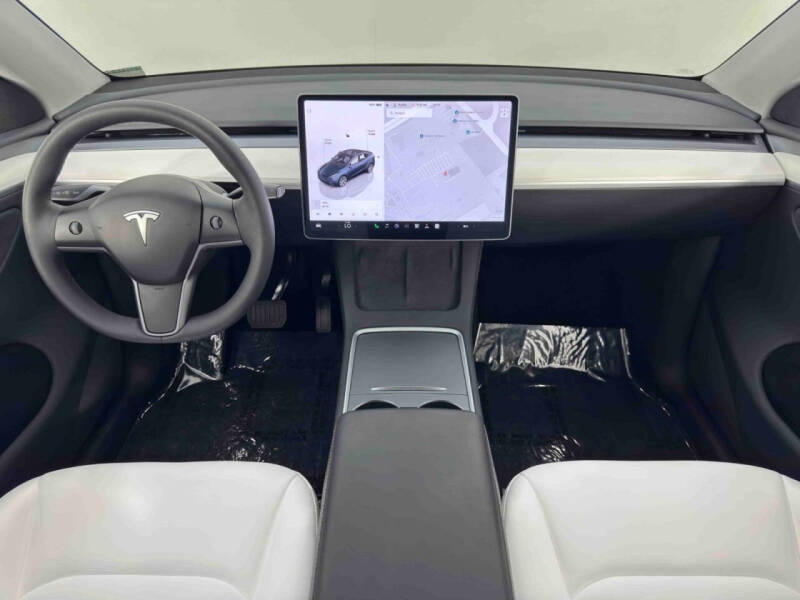 2024 Tesla Model Y Long Range