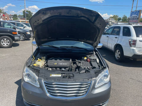 2012 Chrysler 200 Limited