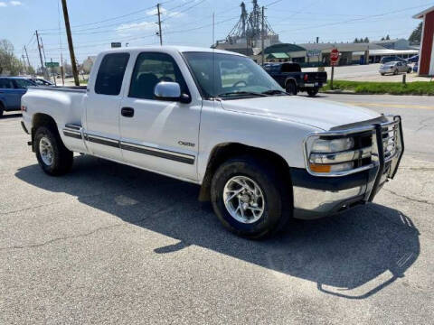 2000 Chevrolet Silverado 1500 for sale at Classic Car Deals in Cadillac MI