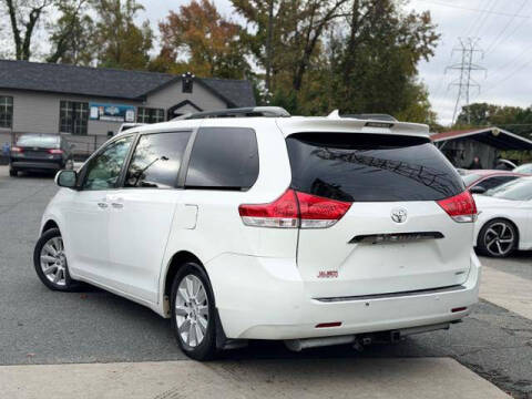 2011 Toyota Sienna