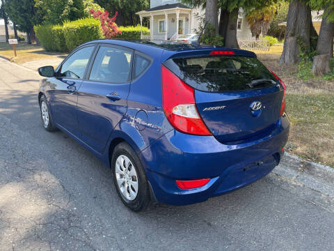 2016 Hyundai Accent SE