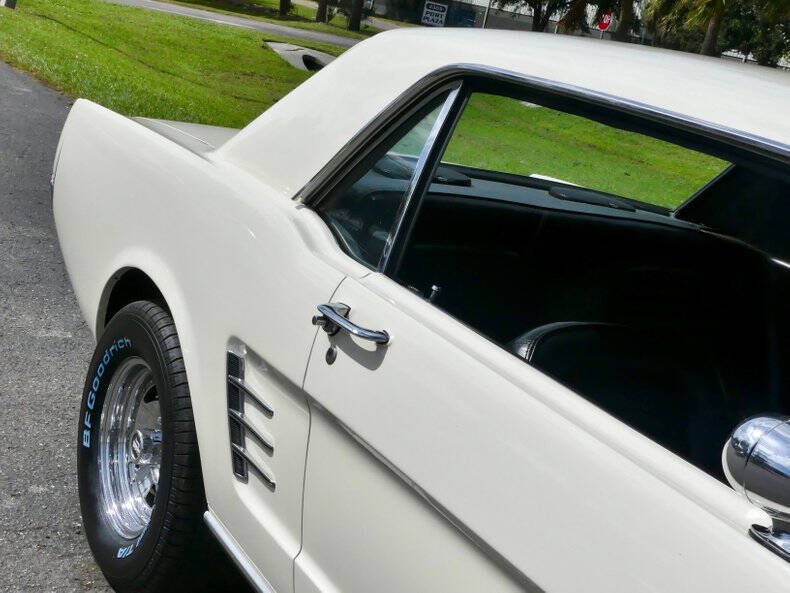 1966 Ford Mustang