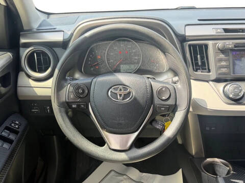2013 Toyota RAV4 LE
