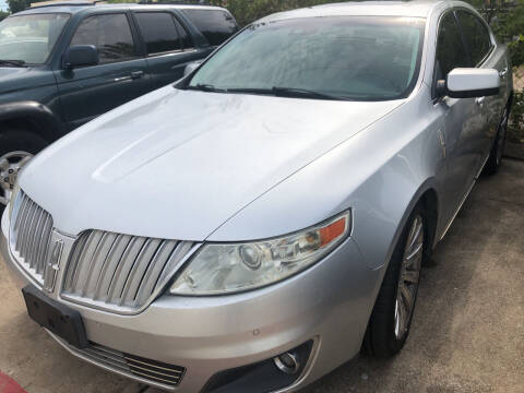 2010 Lincoln MKS for sale at Auto Access in Irving TX