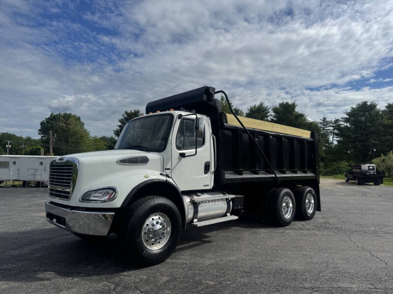 2005 Freightliner M2 112