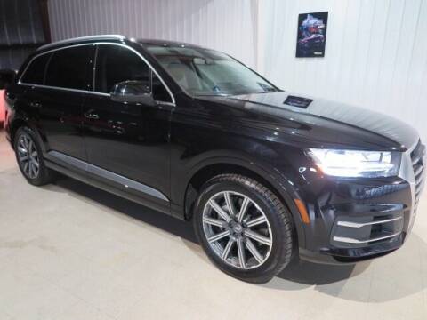 2017 Audi Q7 for sale at PORTAGE MOTORS in Portage WI