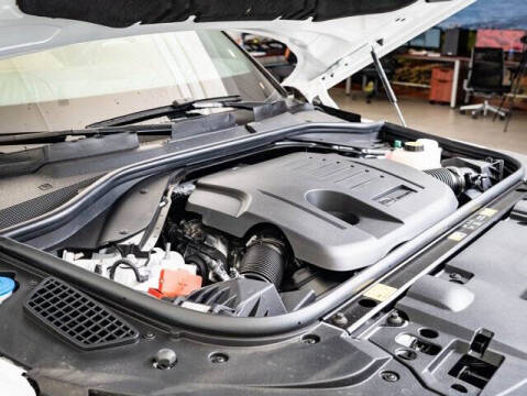 2025 Land Rover Range Rover Sport P460e Dynamic SE