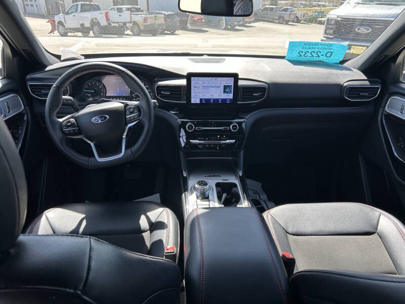 2023 Ford Explorer ST-Line