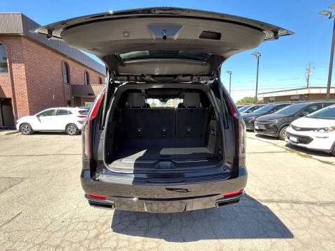 2023 Cadillac Escalade Sport