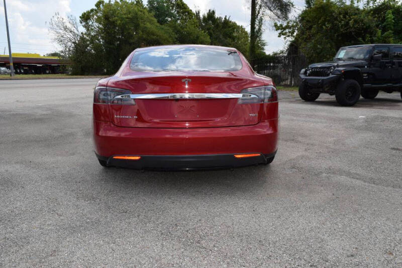 2015 Tesla Model S 85D photo 4