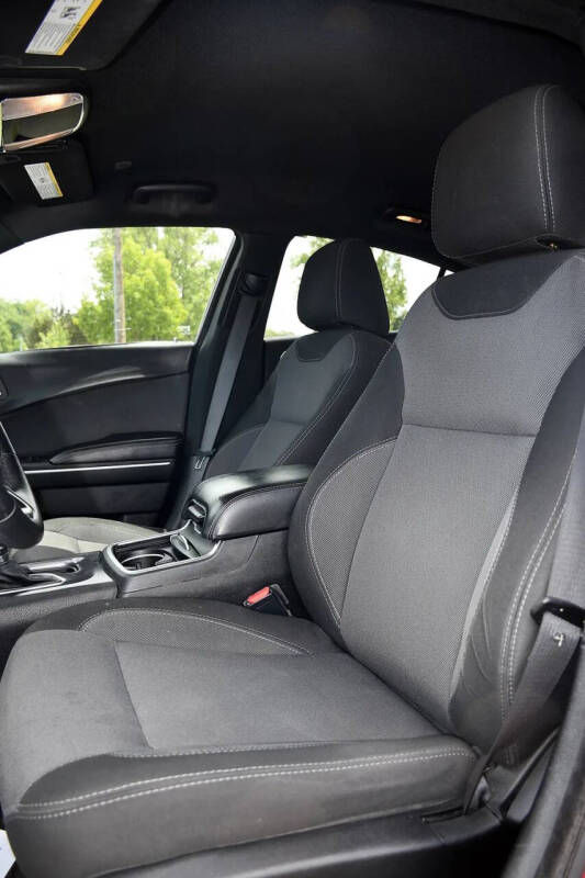 2018 Dodge Charger SXT