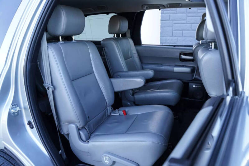 2016 Toyota Sequoia Limited