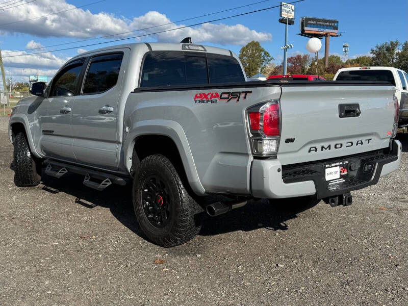 2020 Toyota Tacoma null photo 7