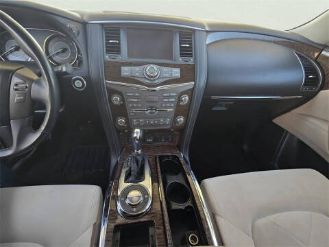 2017 Nissan Armada SV