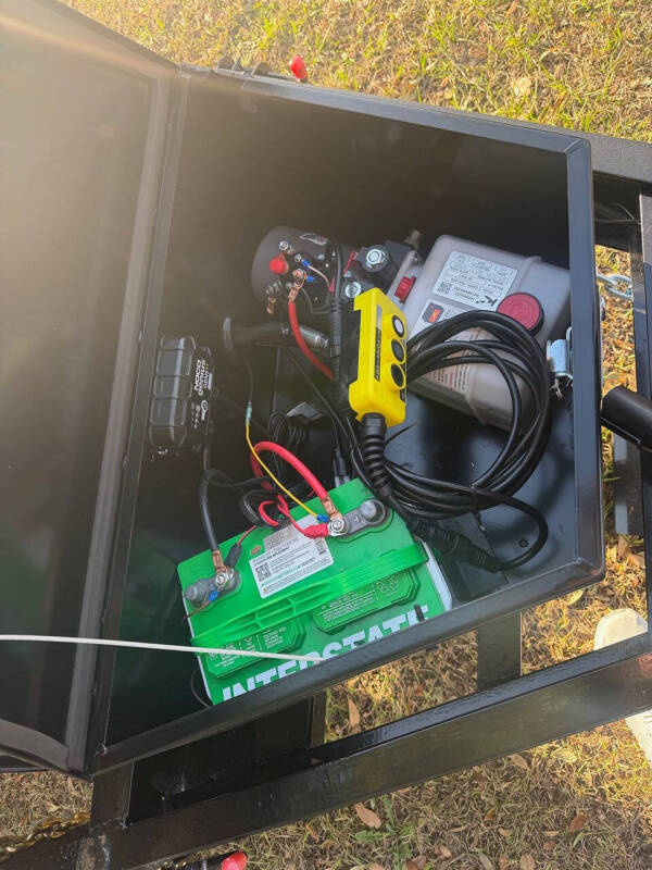 2026 Triple Crown Trailer 7X20HYDTILT14K