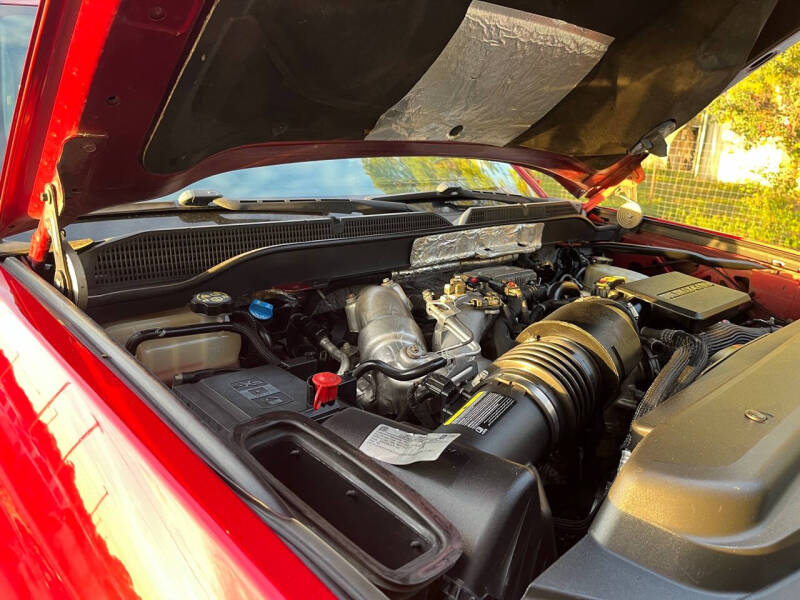 2018 Chevrolet Silverado 2500HD LTZ photo 9