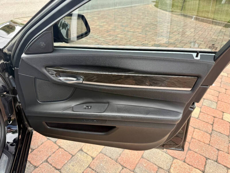 2012 BMW 7 Series 750Li