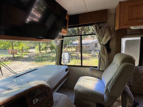 2004 Ford Motorhome Chassis