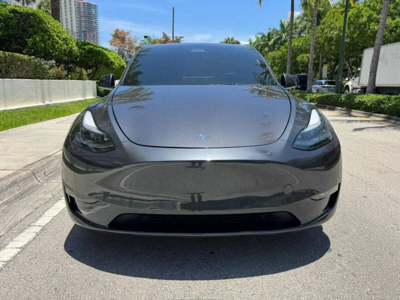 2025 Tesla Model Y Long Range