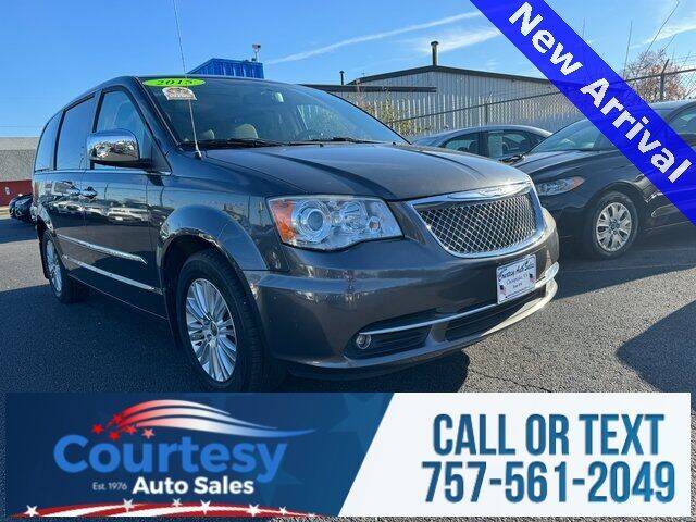 2015 Chrysler Town and Country for sale at Courtesy Auto Sales in Chesapeake VA
