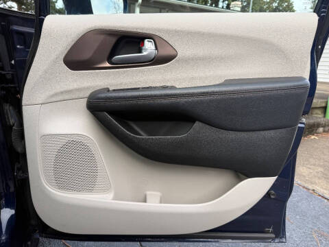 2018 Chrysler Pacifica Touring L Plus