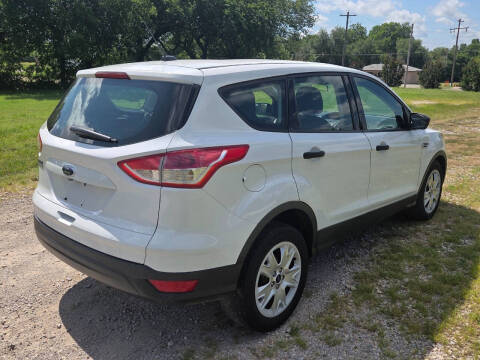 2016 Ford Escape S