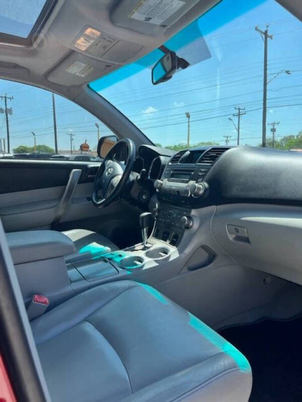 2010 Toyota Highlander SE