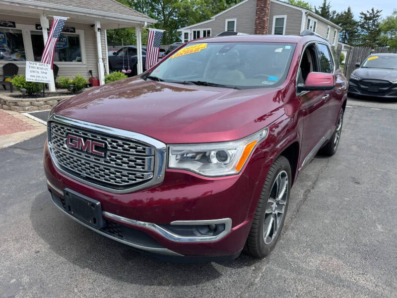 2017 GMC Acadia Denali