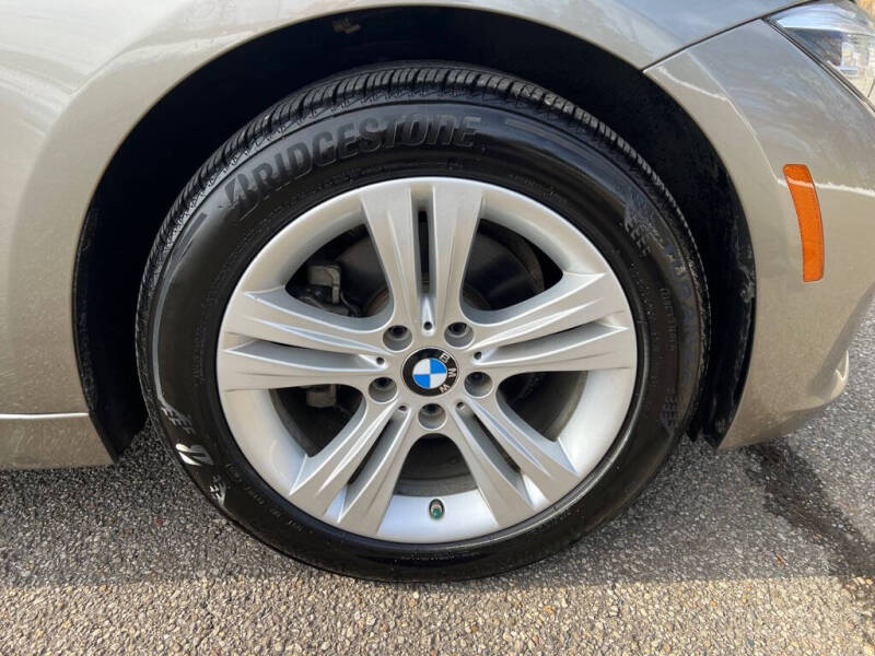 2018 BMW 3 Series 330i xDrive