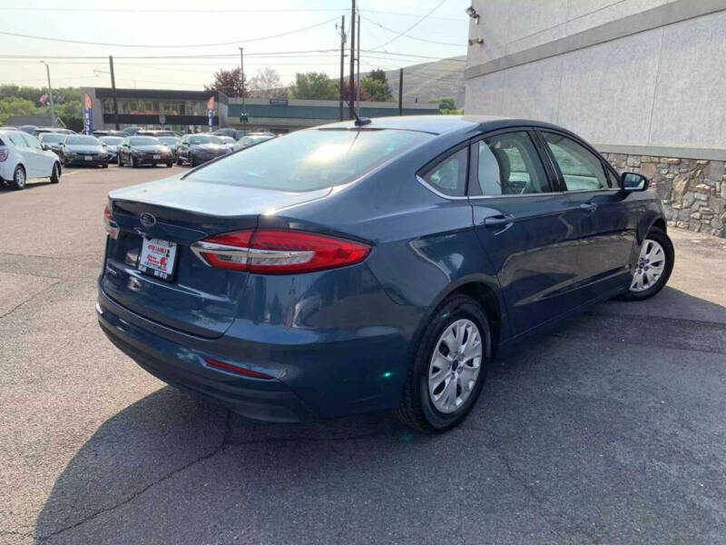 2019 Ford Fusion S