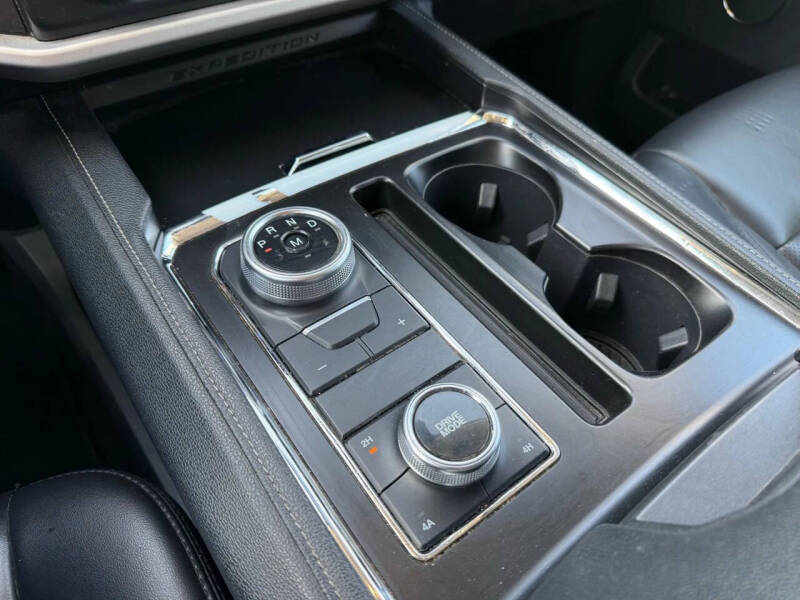 2022 Ford Expedition MAX XLT