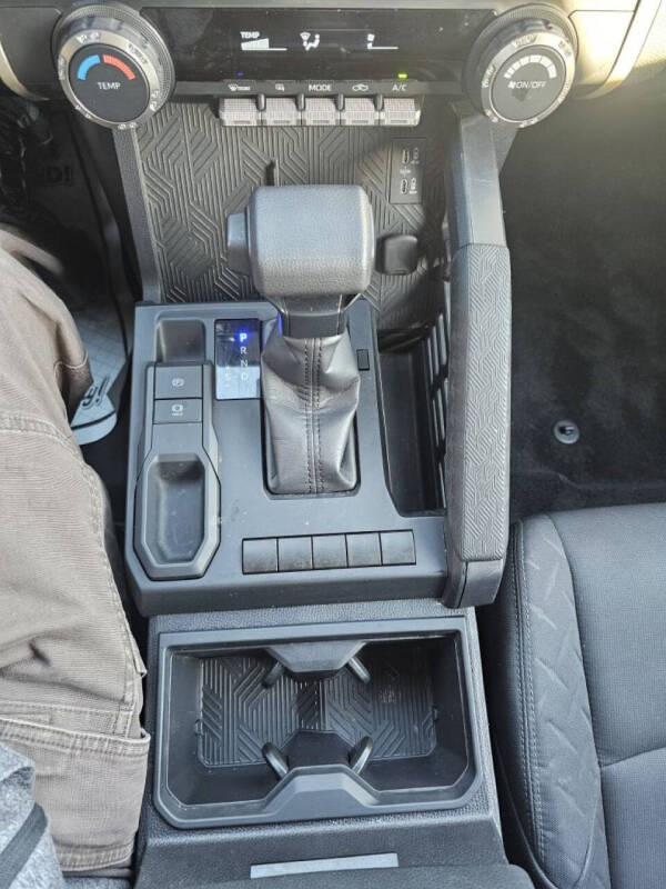 2024 Toyota Tacoma SR