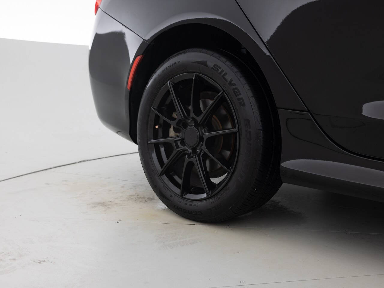 Used Car 2017 Chrysler 200  Limited Platinum 4dr Sedan For Sale Under $15,000 In Coal City, Illinois