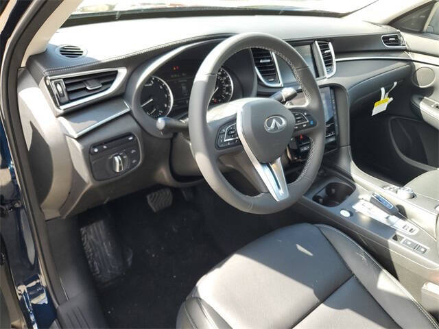 2025 Infiniti QX50 Luxe