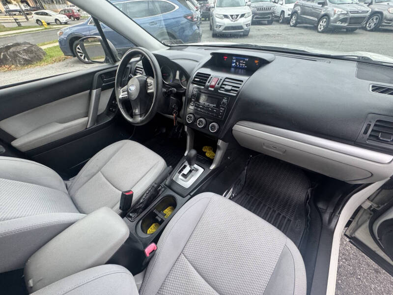 2015 Subaru Forester 2.5i