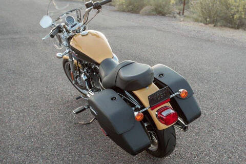 2017 Harley-Davidson Superlow